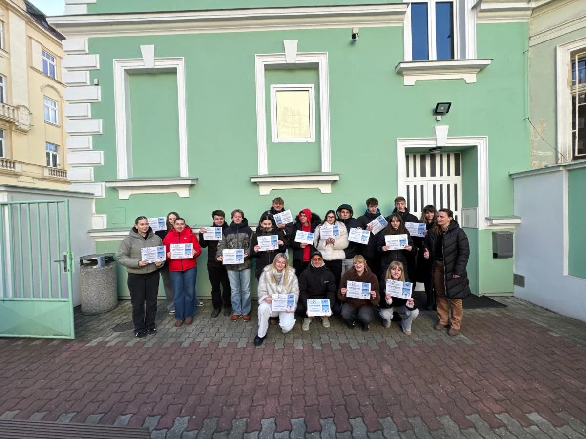 Studenti uspěli u zkoušek pilotování dronů